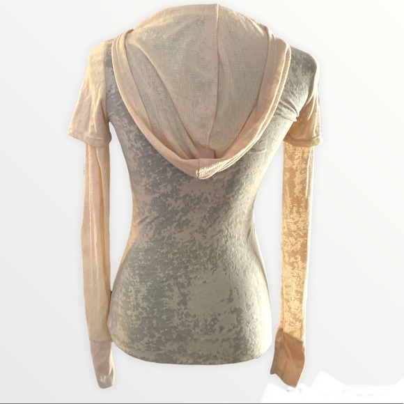 Free People top - Picture 5 of 10